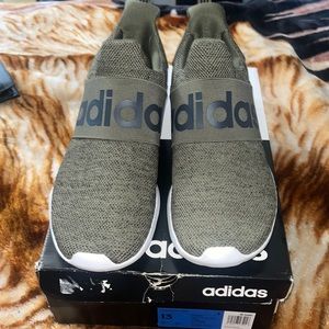 Pre owned slip on adidas